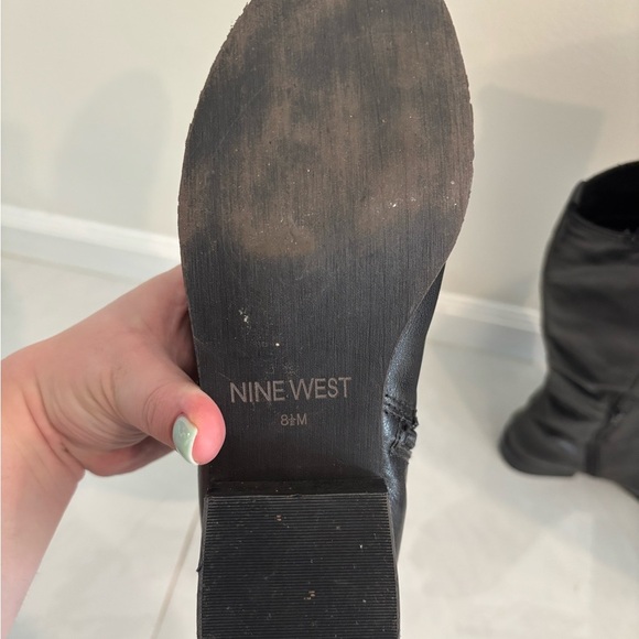 Black Leather Knee-High Boots Nine West size 8.5 - Picture 6 of 9